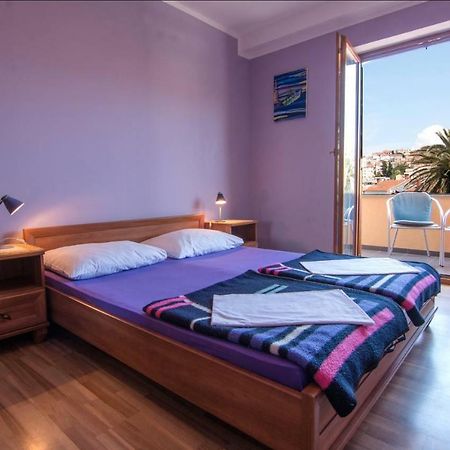 Apartments Villa Forida マリ・ロシニュ エクステリア 写真